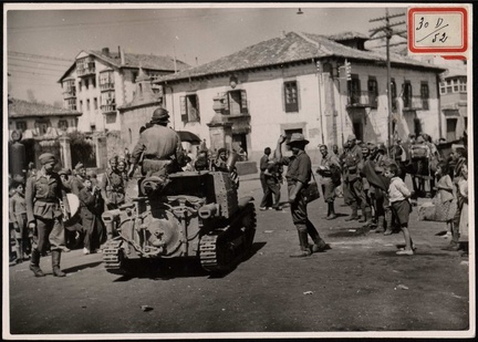 Entrada de las tropas franquistas en Reinosa (7)